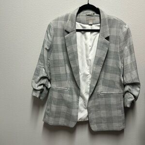 Excellent condition H&M blazer - size XL
